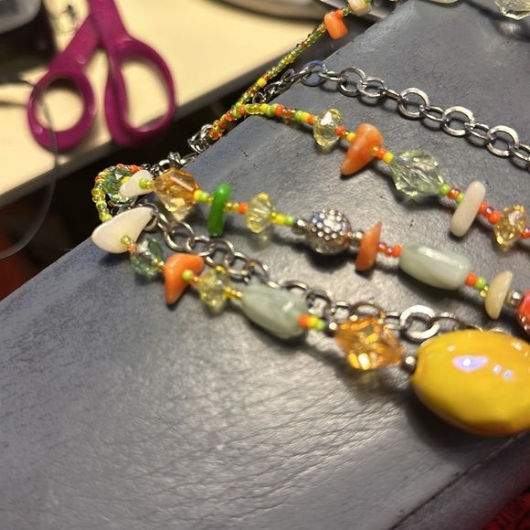 Absolutely beautiful spring necklace. The beads are glass and summer acrylic.​​ - Picture 5 of 6
